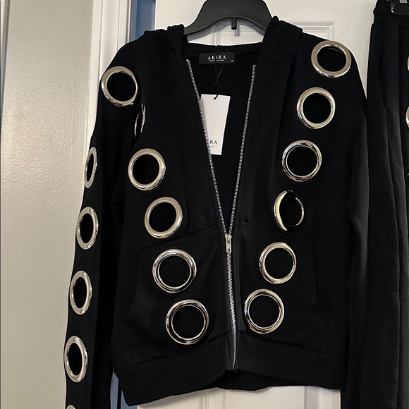 Zip up Sweatshirt and Pants set - Picture 2 of 3